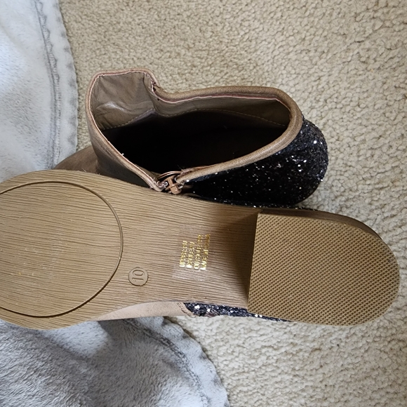 Women's Tan and Black Glitter Ankle Boots - Picture 3 of 4